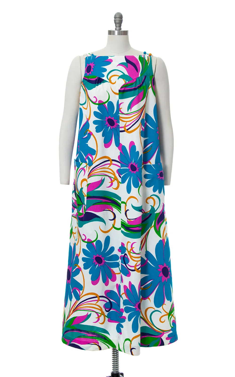 1970s Bold Floral Maxi Dress with Pockets | small/medium